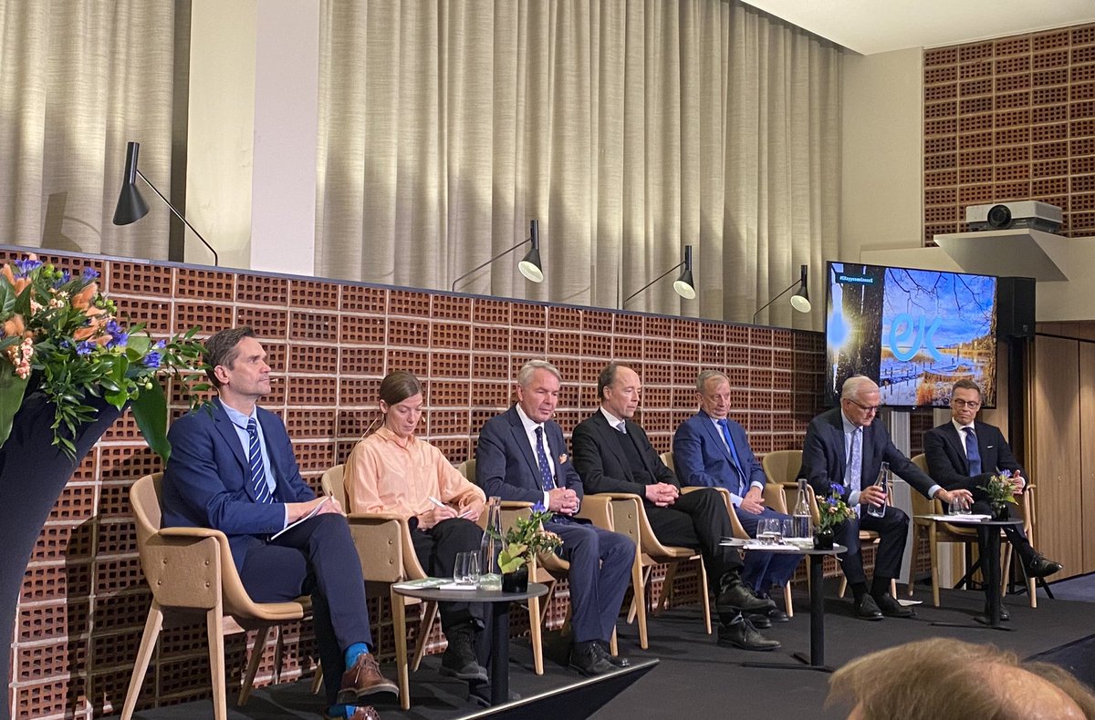 Minna Aila (@minnaaila) on Twitter photo Candidates for Finland’s next presidential elections at the Confederation of Finnish Industries’ seminar. Well aligned views on actions to restrict border crossings from Russia. <a href="/MikaAaltola/">Mika Aaltola</a> <a href="/liandersson/">Li Andersson</a> @haavisto <a href="/Halla_aho/">Jussi Halla-aho</a> <a href="/hjallisharkimo/">Hjallis Harkimo</a> <a href="/ollirehn/">Olli Rehn</a> <a href="/alexstubb/">Alexander Stubb</a> #EKsyysseminaari Candidates for Finland’s next presidential elections at the Confederation of Finnish Industries’ seminar. Well aligned views on actions to restrict border crossings from Russia. <a href="/MikaAaltola/">Mika Aaltola</a> <a href="/liandersson/">Li Andersson</a> @haavisto <a href="/Halla_aho/">Jussi Halla-aho</a> <a href="/hjallisharkimo/">Hjallis Harkimo</a> <a href="/ollirehn/">Olli Rehn</a> <a href="/alexstubb/">Alexander Stubb</a> #EKsyysseminaari