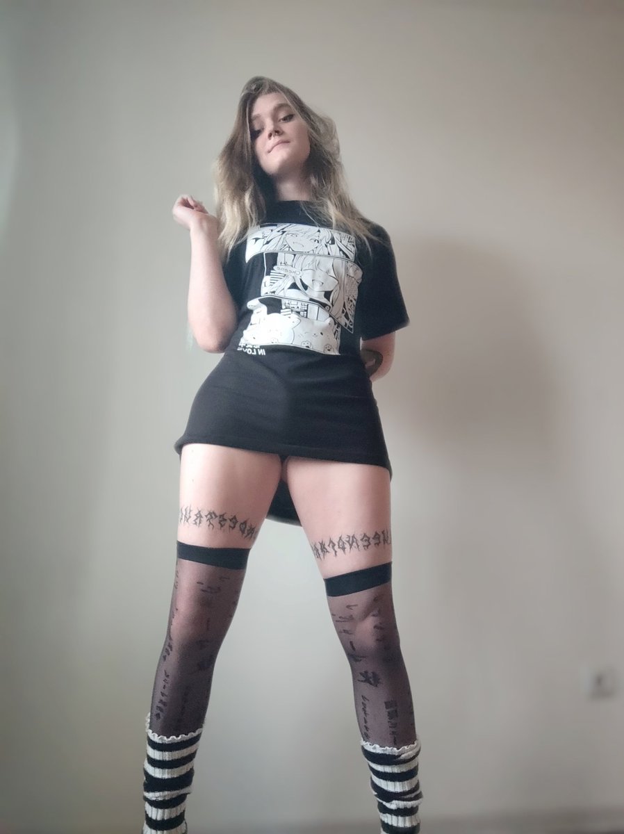 elsasa4ka's tweet photo. Average estrogen enjoyer 💊 https://t.co/JuxWkmm6ED