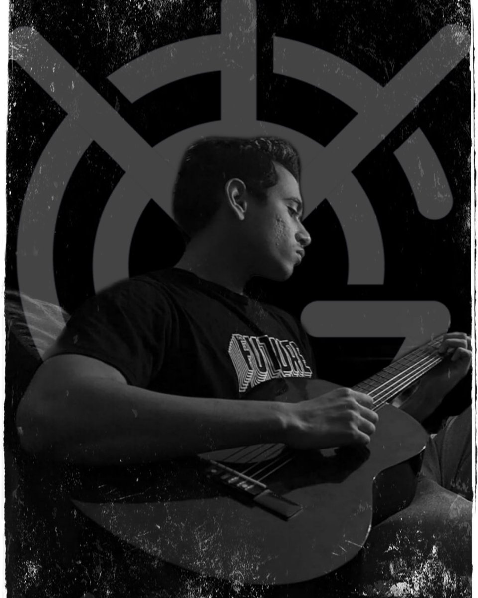 galabband's tweet photo. Please welcome our new lead singer ✌🏻
Yusuf Rageh https://t.co/v1mUE7Zq6J