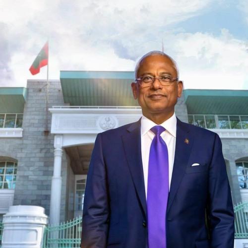 AhdheeEasa's tweet photo. ވަގުތު ކުޑަތަންވަމުން ދަނީ. އަބަދުވެސް ވަރަށް ހަނދާންވާނެ. 🥲 މަނިކުފާނަށް އޮތް ލޯތްބާއި އިޙްތިރާމް ދުވަހަކުވެސް ފަނޑެއް ނުވާނެ.

@ibusolih 💕 https://t.co/x7PV8PrUED