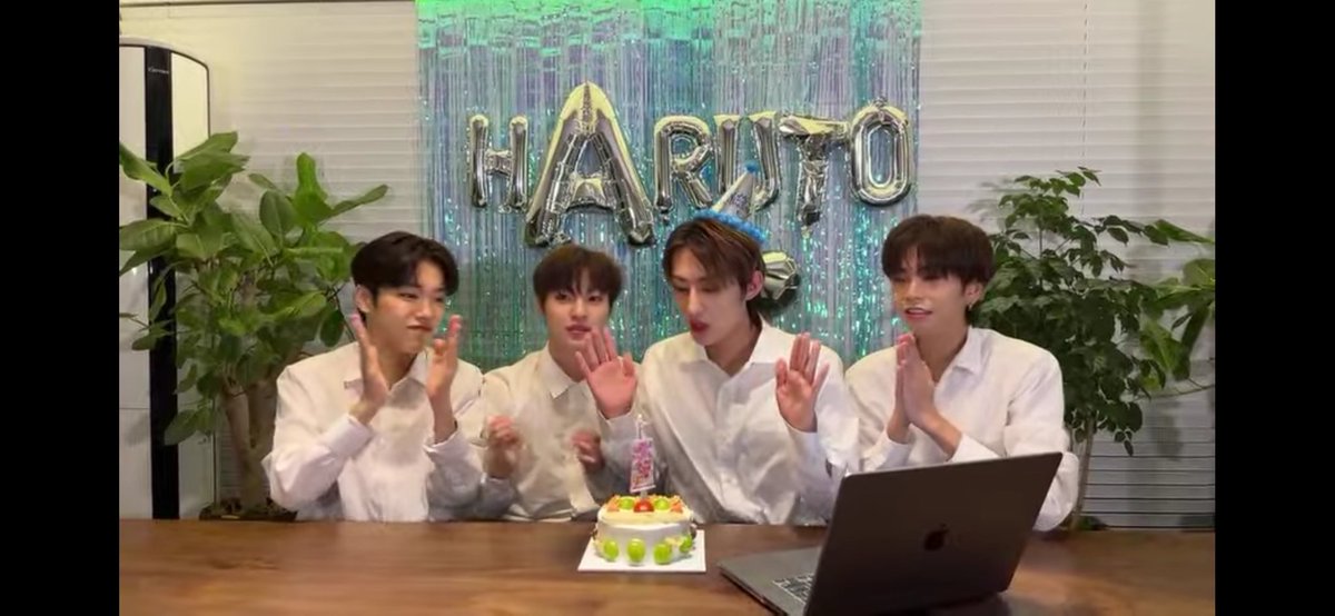 shedhamz's tweet photo. HAPPIEST BIRTHDAY TO YOU KING🥳🎂

HAPPY HART DAY 
#AlwaysInMyHart 
#티오지하루토_생일축하해 https://t.co/9bZYbQDzoh