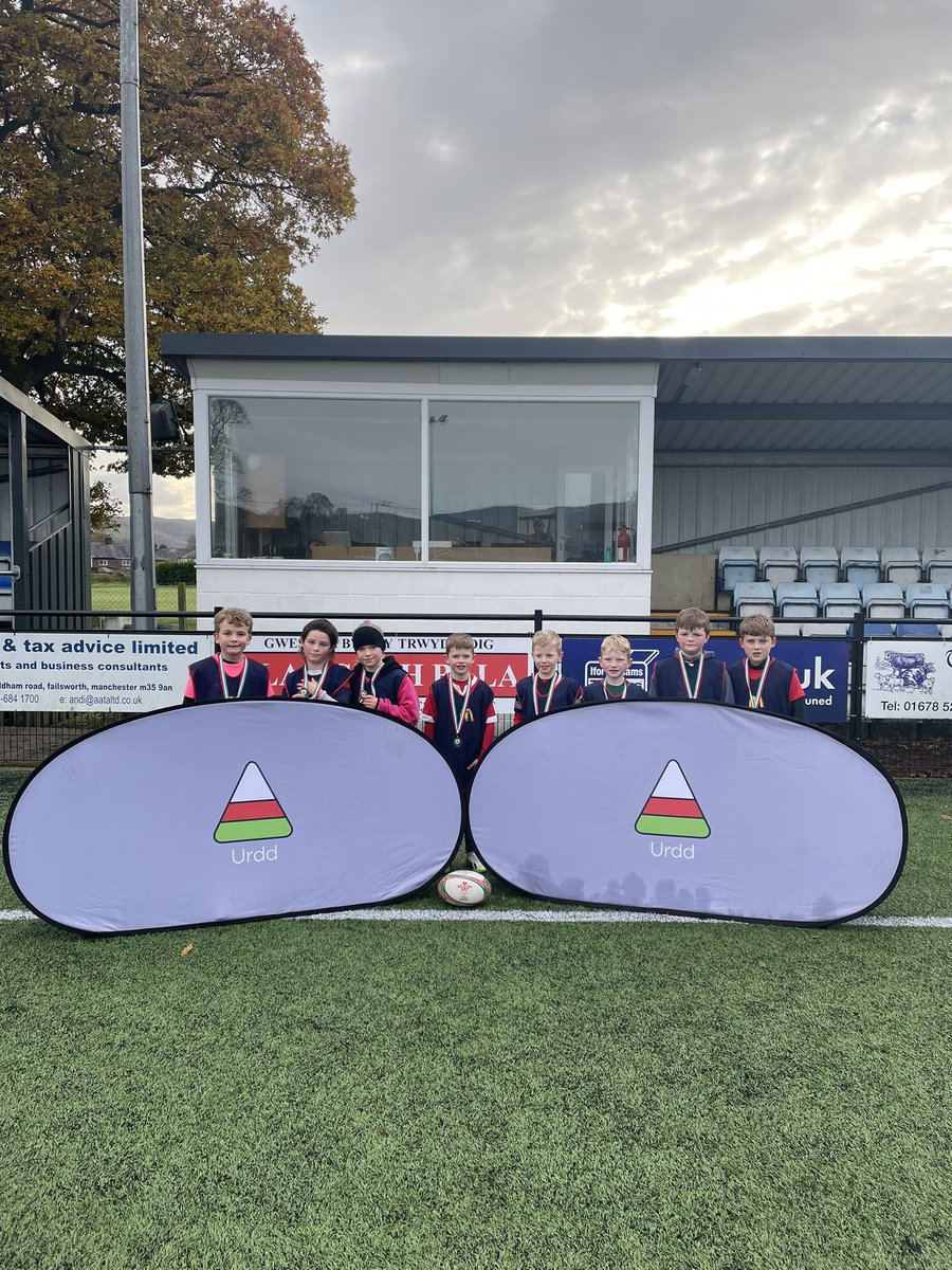 Diolch i bawb am gystadlu heddiw! Diwrnod gwych, llan hwyl a safon wych o rygbi!🤩

Tag Merched:
🥇<a href="/Godrer_Berwyn/">Ysgol Godre’r Berwyn</a> 
🥈@Ysg_BroTryweryn 

Tag Cymysg Blwyddyn 3 a 4:
🥇<a href="/Godrer_Berwyn/">Ysgol Godre’r Berwyn</a>
🥈<a href="/YsgolOMEdwards/">Ysgol O M Edwards</a>

Da iawn i bawb🏉👏