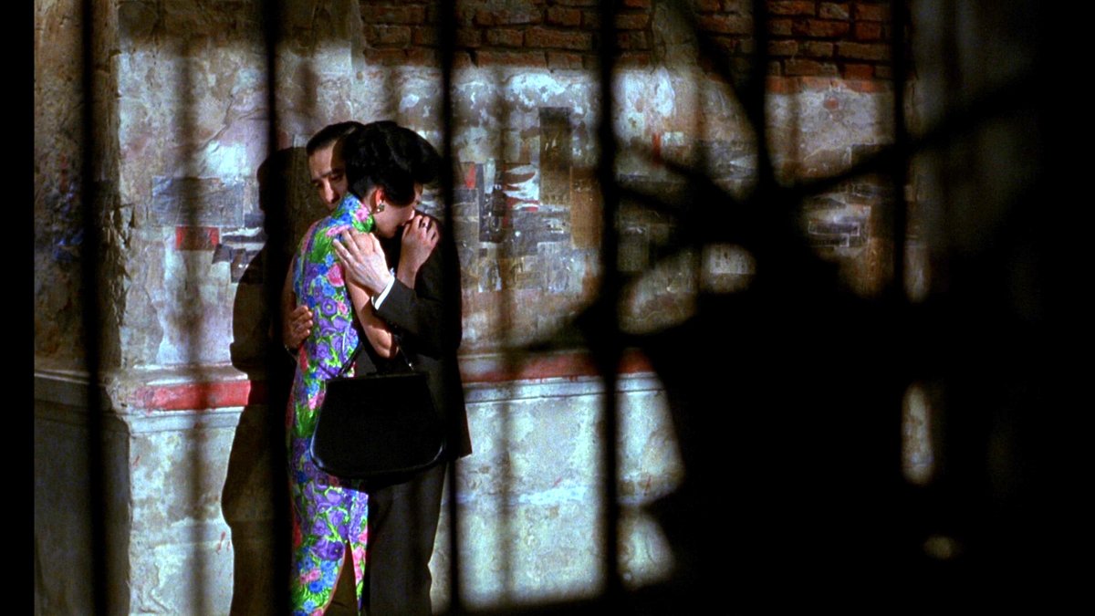 IN THE MOOD FOR LOVE (2000)

Quizás, quizás, quizás... la historia de amor más triste del mundo. 

youtube.com/watch?v=WJj9-t…