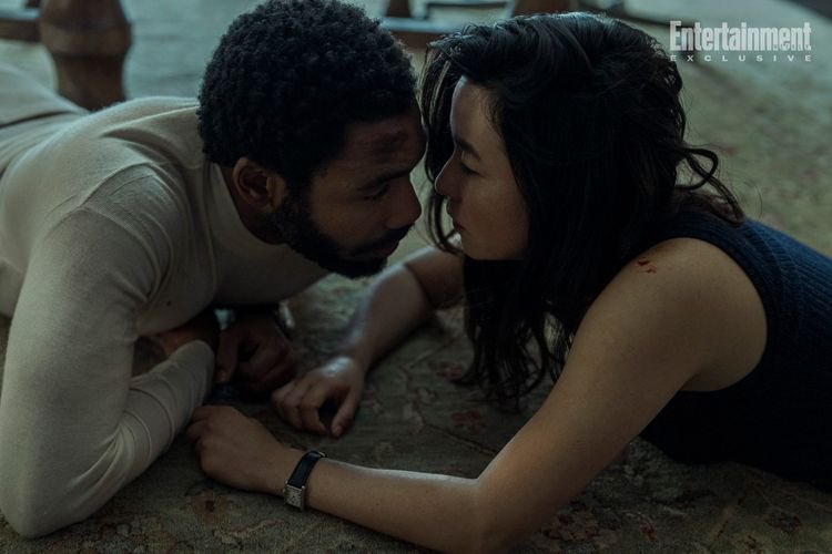 DiscussingFilm's tweet photo. New look at Donald Glover and Maya Erskine in the ‘MR. AND MRS. SMITH’ remake.

Releasing February 2 on Prime Video.

(Source: https://t.co/8DxqrNLE1T) https://t.co/JNNxy5TaFF