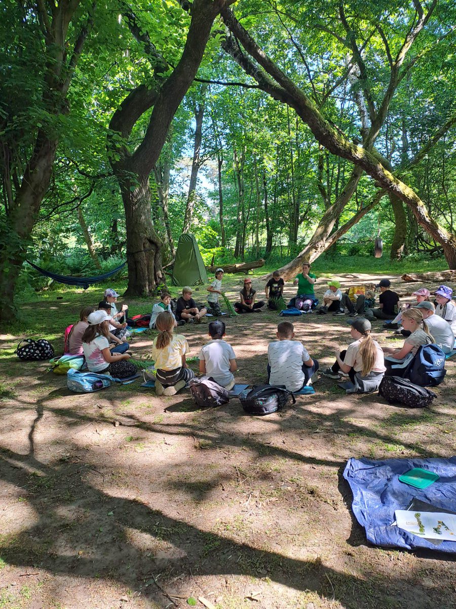 HalyrudePs's tweet image. We are a small, welcoming and inclusive school in the beautiful town of Peebles.  Enrolment week is next week.  If you are interested in having a look around our school please give us a call or send us an email.