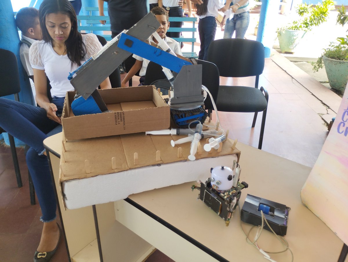 ccabrera76's tweet photo. G.E Monseñor Rodríguez Alvarez del Municipio Juan José Rondón presente en el VII Reto de ciencia, en su encuentro parroquial https://t.co/lY48aQRk1K