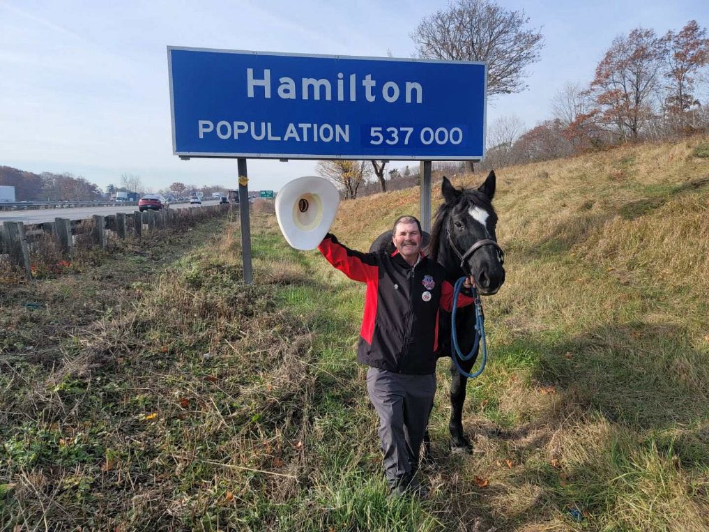 Tuffy has arrived. He’ll be checking in at TowneSuites Hotel on Upper James this evening from 5:30 to 6:30 pm.  Drop by to see this 75-year-old tradition and get your photo with Tuffy. #GreyCup #HamOnt