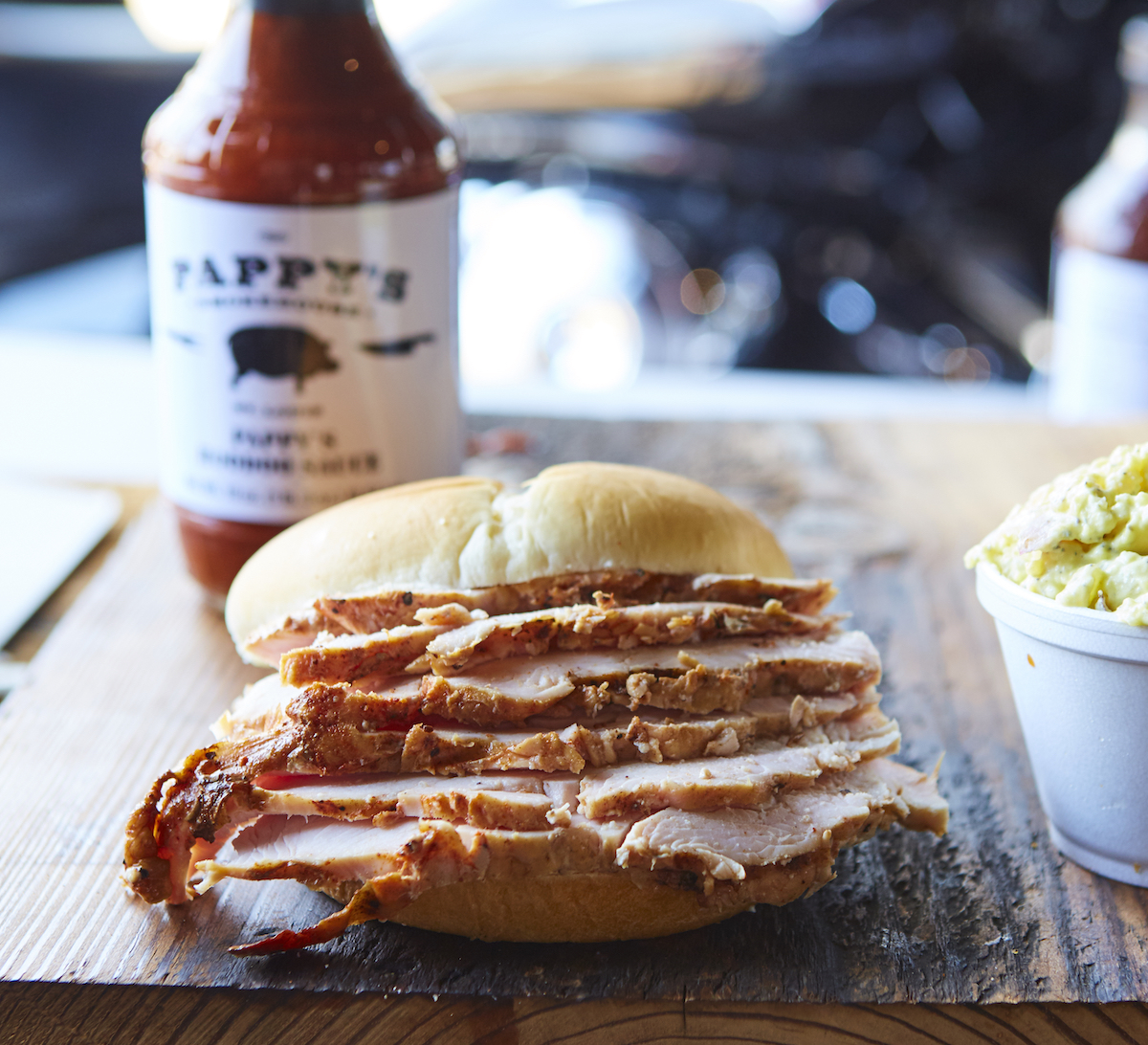 Training is now in session for Thanksgiving! 🦃🔥😋 💪

#smokedturkey #turkey #pappyssmokehouse #stlouis #stl #stleats #eatstl #eatlocal #stlfoodie #foodie #food #bbq #bbqfoodie #bbqlover #porkribs #smokedmeats #stlfoodscene #stlouisgram #explorestlouis