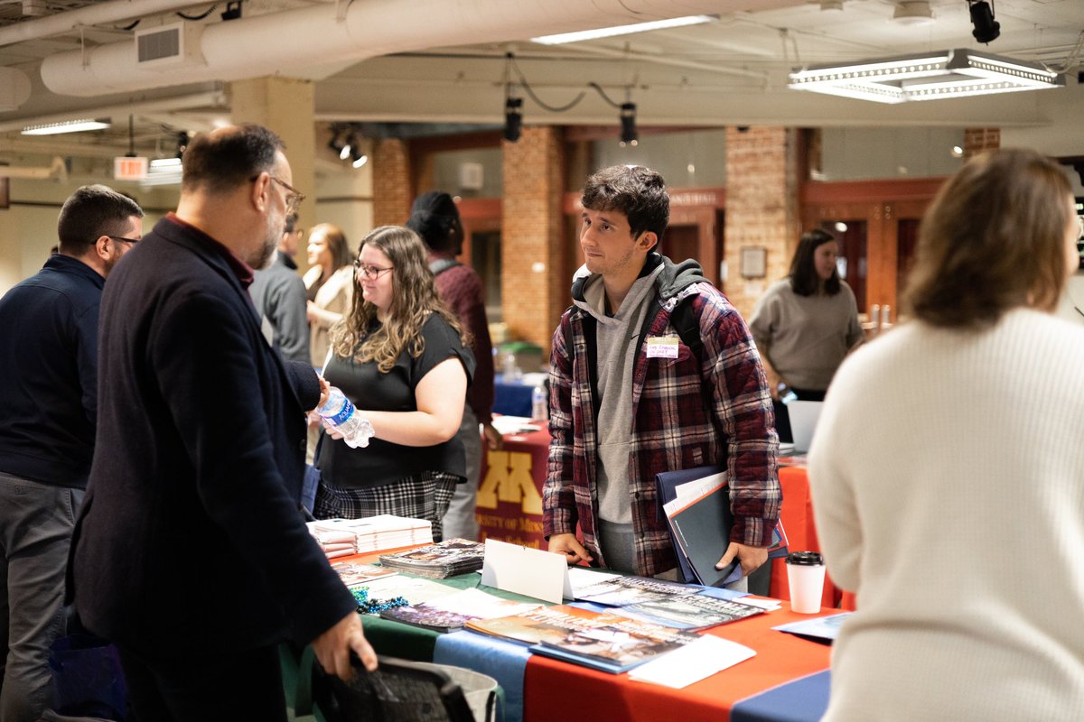 DavidsonCareers's tweet photo. On November 2, The Matthews Center hosted the Greater Charlotte Law School Fair &amp; welcomed over 45 Law Schools. Thank you to all who attended &amp; made this yet another successful event.

Students, keep an eye on Handshake for upcoming events in policy &amp; law + application deadlines! https://t.co/LYV520ogO7