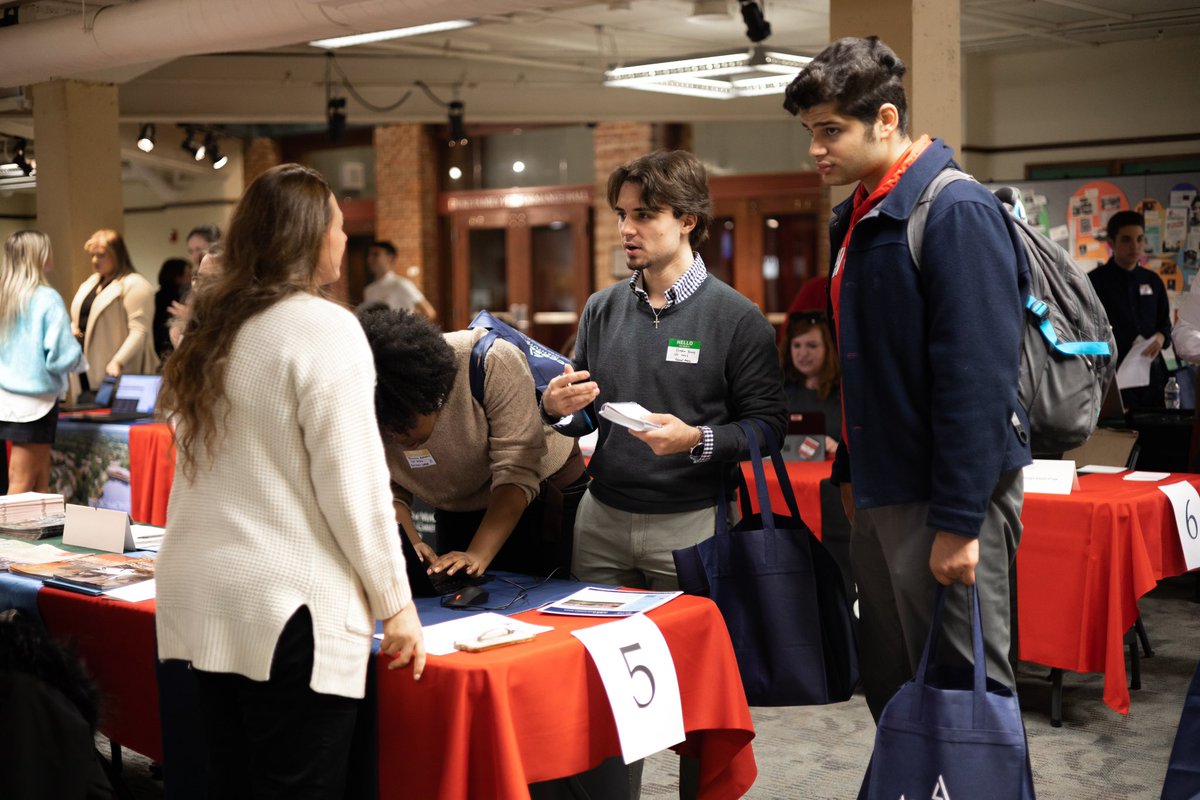DavidsonCareers's tweet photo. On November 2, The Matthews Center hosted the Greater Charlotte Law School Fair &amp; welcomed over 45 Law Schools. Thank you to all who attended &amp; made this yet another successful event.

Students, keep an eye on Handshake for upcoming events in policy &amp; law + application deadlines! https://t.co/LYV520ogO7