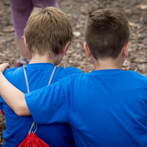 ArborHospice's tweet photo. Today, we recognize #ChildrensGriefAwarenessDay to raise awareness for the young hearts who carry the weight of loss. 

Discover how you can make a difference in a child's healing journey: https://t.co/2hxe9cK4XO

#Hospice #HospiceCare #Grief https://t.co/8pO6NNBQ3W