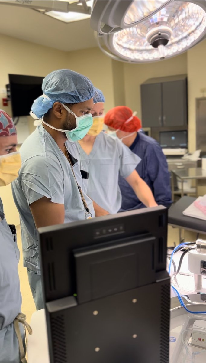 Loyola Urology (@loyolaurology) on Twitter photo Congrats to <a href="/gupta_go/">Gopal Gupta</a> on completing his first <a href="/FocalOneHIFU/">Focal One</a> case. We are excited to offer this innovative treatment option for men with localized prostate cancer <a href="/UroOnc/">Society of Urologic Oncology</a> Congrats to <a href="/gupta_go/">Gopal Gupta</a> on completing his first <a href="/FocalOneHIFU/">Focal One</a> case. We are excited to offer this innovative treatment option for men with localized prostate cancer <a href="/UroOnc/">Society of Urologic Oncology</a>