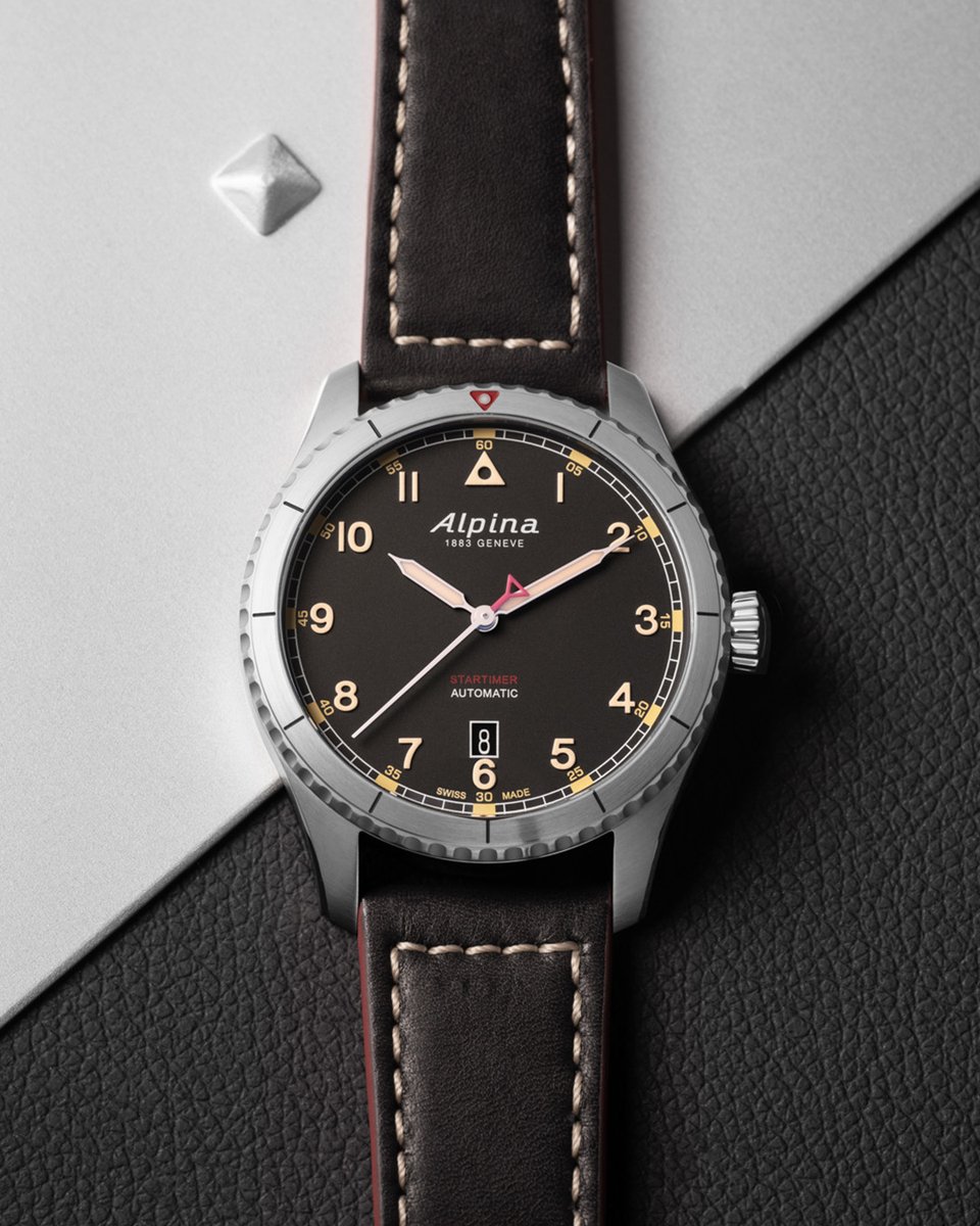 Alpinawatches's tweet image. Meet the Startimer Pilot Automatic. This model, with a black dial and a steel case, comes with a raw-touch black calfskin leather strap. 

Discover more: bit.ly/3MjX9zN

#StartimerCollection #PilotWatch #SwissMade