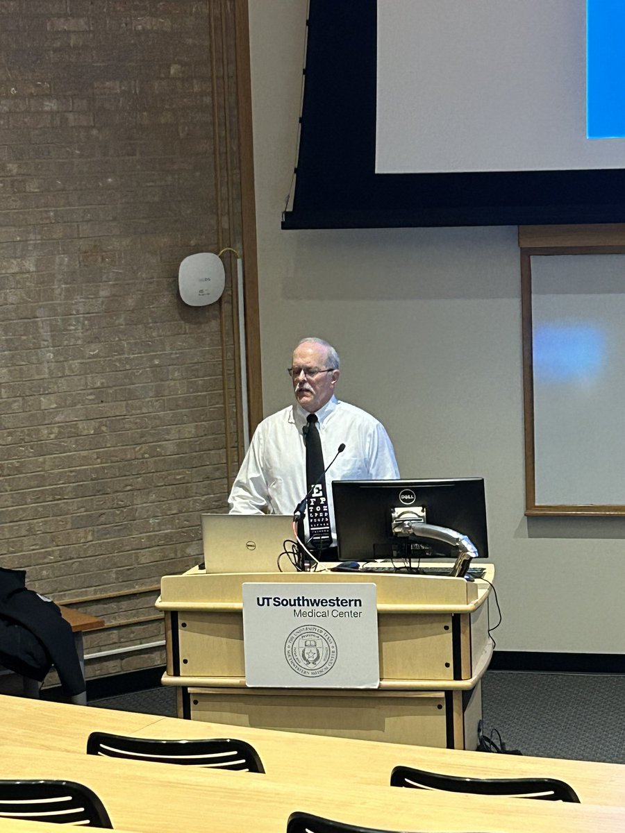 KelseyMorgan23's tweet photo. Shout out to @DallasEMed APD Dr. Green for matching his tie to his lecture today ♥️#bestprogramever https://t.co/I2q44HwtNQ