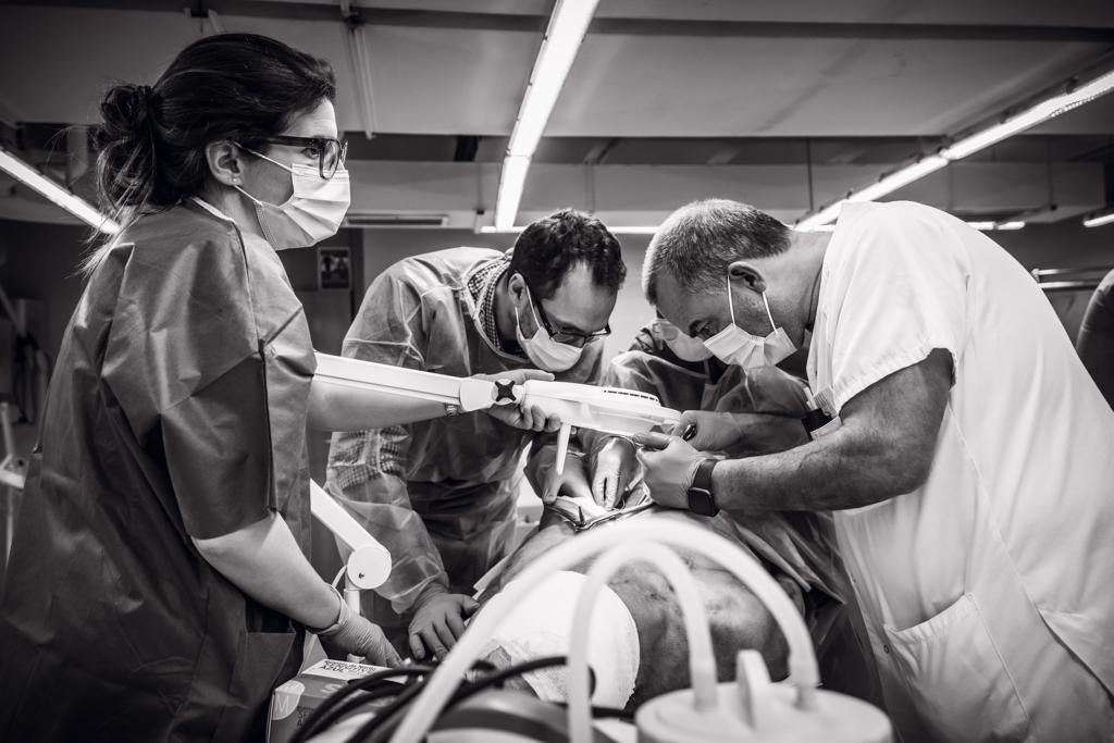 Teamwork, hemodynamic management, CT interpretation, endovascular treatment, management of abdominal compartment syndrome, simulation in the hybrid operating room and surgical approach to the aorta in a cadaver model. Huge rAAA Overview!! <a href="/ESVSmembership/">ESVS</a> <a href="/hbellvitge/">Hospital Universitari Bellvitge | HUB</a>