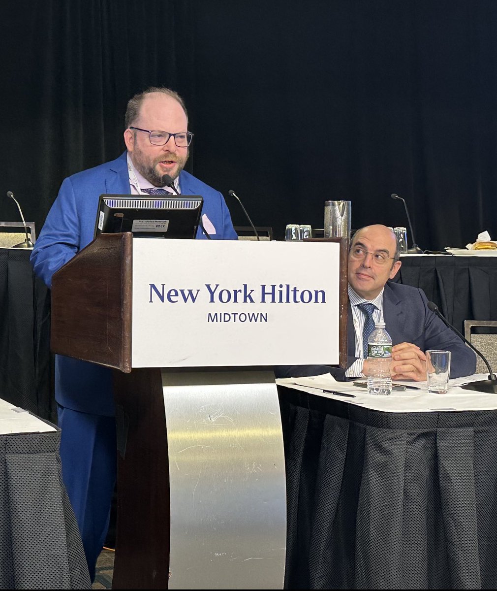 docroc99's tweet photo. Many excellent #NeuroIR #stroke presentations at the 50th VEITH Symposium in NYC!  Thanks @JoshuaAHirsch for the analysis of ELVO stroke trends @NeimanHPI https://t.co/AzZEhzUvN1