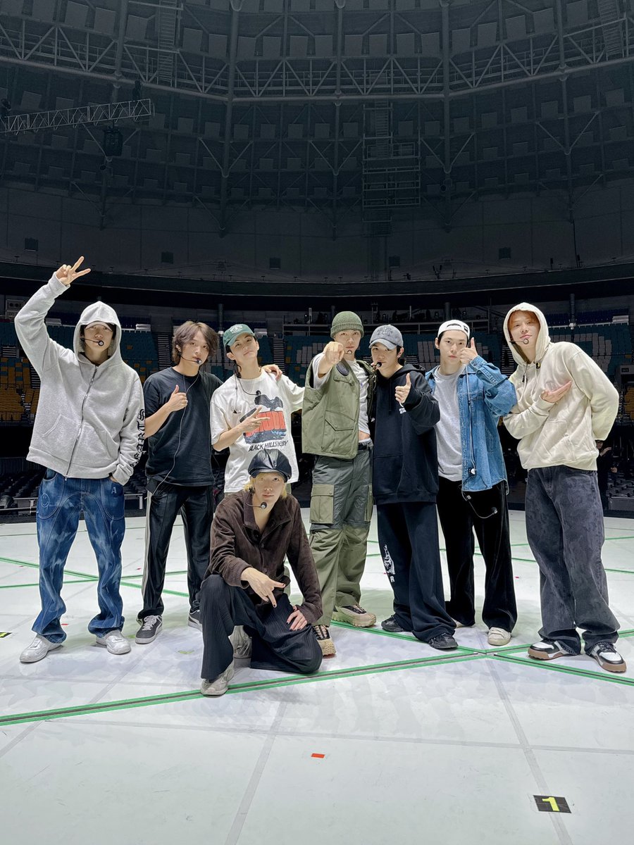 NCTsmtown_127's tweet photo. THE UNITY 💚 D-DAY (*´∇｀)ﾉ 
˗ˋˏ시ˎˊ˗˗ˋˏ즈ˎˊ˗˗ˋˏ니ˎˊ˗˗❣️
ˋˏ곧ˎˊ˗˗ˋˏ만ˎˊ˗˗ˋˏ나ˎˊ˗˗ˋˏ요ˎˊ˗

#NCT127 #NEOCITY
#NEOCITY_THE_UNITY
#NCT127_NEOCITY_THE_UNITY https://t.co/ZM0VhMlrQ2