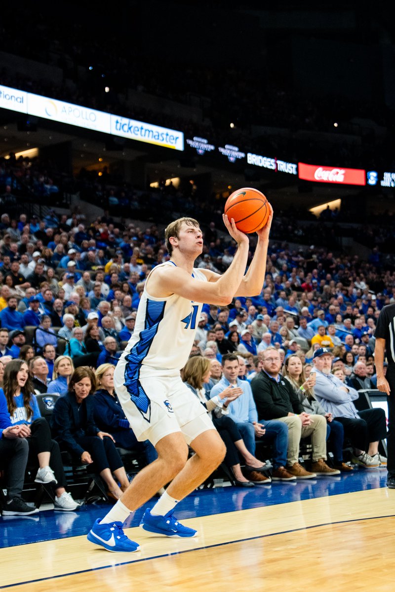 _robanderson's tweet photo. Isaac Traudt is the first freshman to make multiple 3-pointers in each of Creighton's first 3 games of a season since Ryan Sears in 1997-98.

Baylor Scheierman's the first Bluejay to make 3 or more 3-pointers in Creighton's first 3 games since Ty-Shon Alexander in 2018-19. https://t.co/iRSxcDtT5y