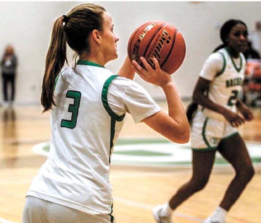 HalleScheel's tweet photo. Warrior Classic Basketball Tournament in San Antonio this weekend!! Ready to compete. Let’s go @CubetteBISD. Time to set the tone and work together as a team. Let’s go to work!!! #onemorepass #playselfless #goALLOUT #knowyourrole #alwaysbeagoodteammate https://t.co/gNJjmVxPni