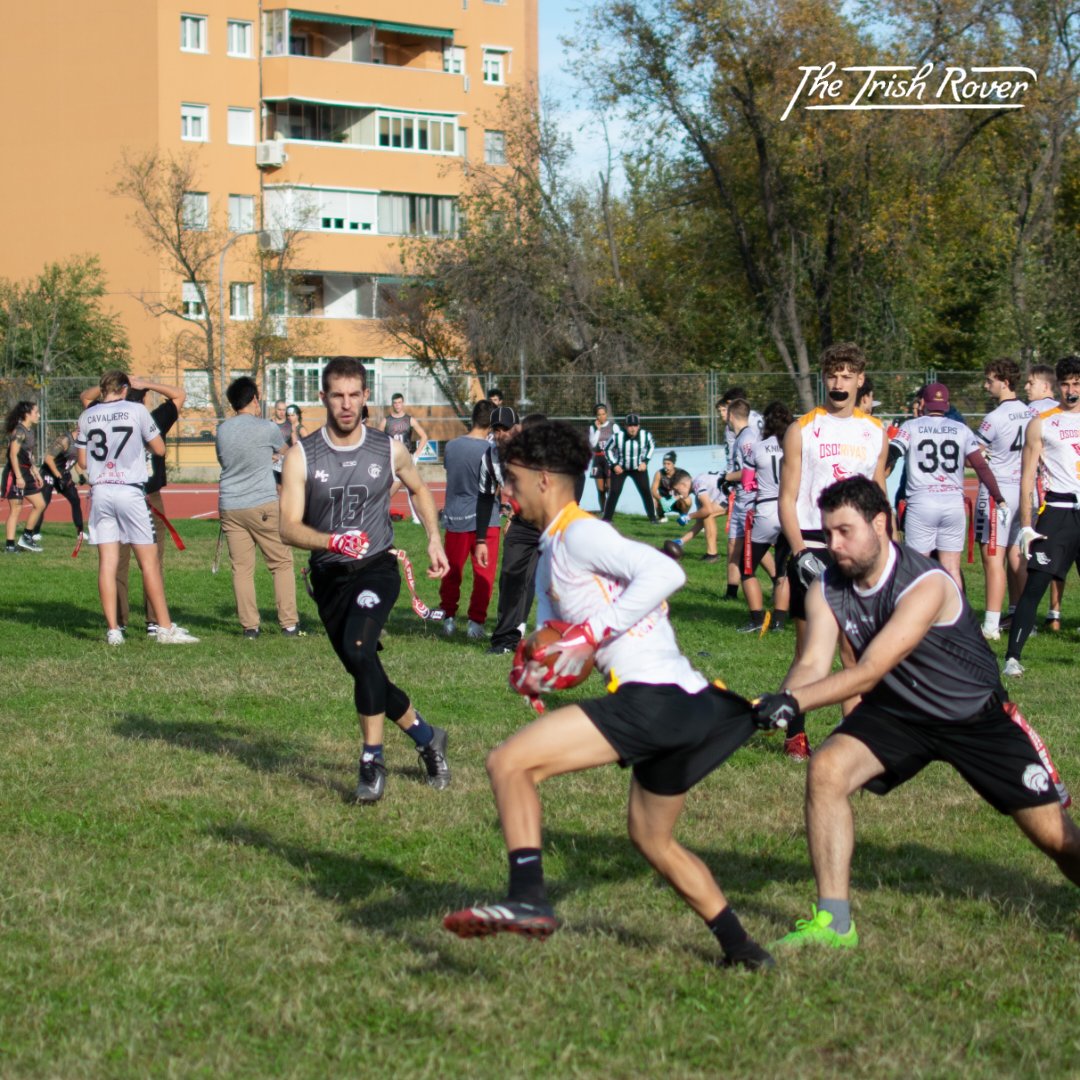MadridCapitals's tweet photo. 🔙🔙 Algunas fotos de nuestro equipo de Flag Open de la jornada del pasado día 12.

📷 nuphoriax

@TheIrishRoverM 
#GoCaps https://t.co/lLv6UXLF2x