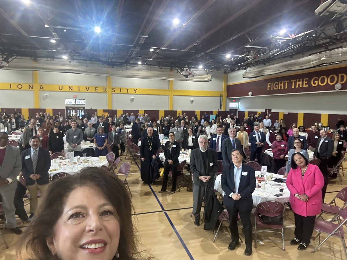 myraclarksiegel's tweet photo. THIS is what unity looks like. Over 400 people from every faith and background to say hate will NOT divide us. ⁦@AJCGlobal⁩ and AJC Westchester/Fairfield 22nd annual Thanksgiving Diversity Breakfast. https://t.co/ndIJt4cmeU