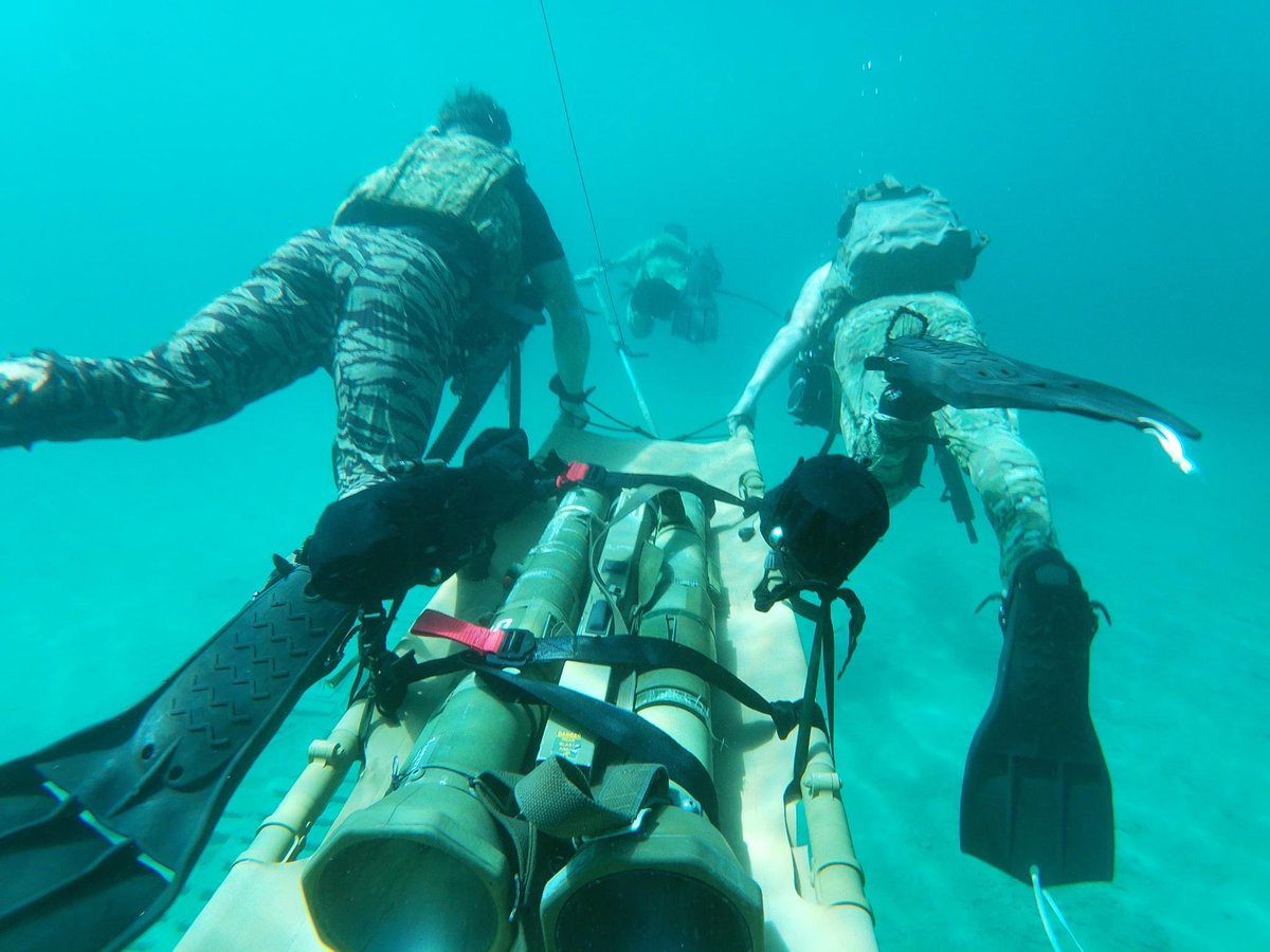 5thForces's tweet photo. The mother of invention.
Green Berets with 5th SFG (A) continually adapt to ever changing environments and create solutions to solve complex challenges.
#trainhowyoufight #alwaysready #DOL https://t.co/MXJZzjTMhf