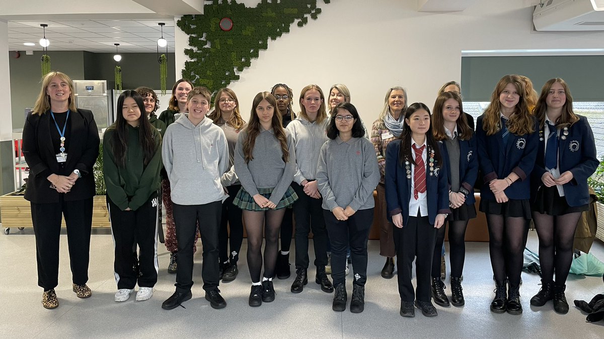 CNCS_PSHE21's tweet photo. Exciting day of planning action with Mental Health Ambassadors from @VarndeanSchool @varndean @BHASVIC @CNCSOfficial as part of the @CitizensBH group. So proud of all the students working together #MentalHealthMatters @CNCSMsJarman @sebchapleau @CNCSMrsByrd @VarndeanSJBaker https://t.co/6rOgd86kjV