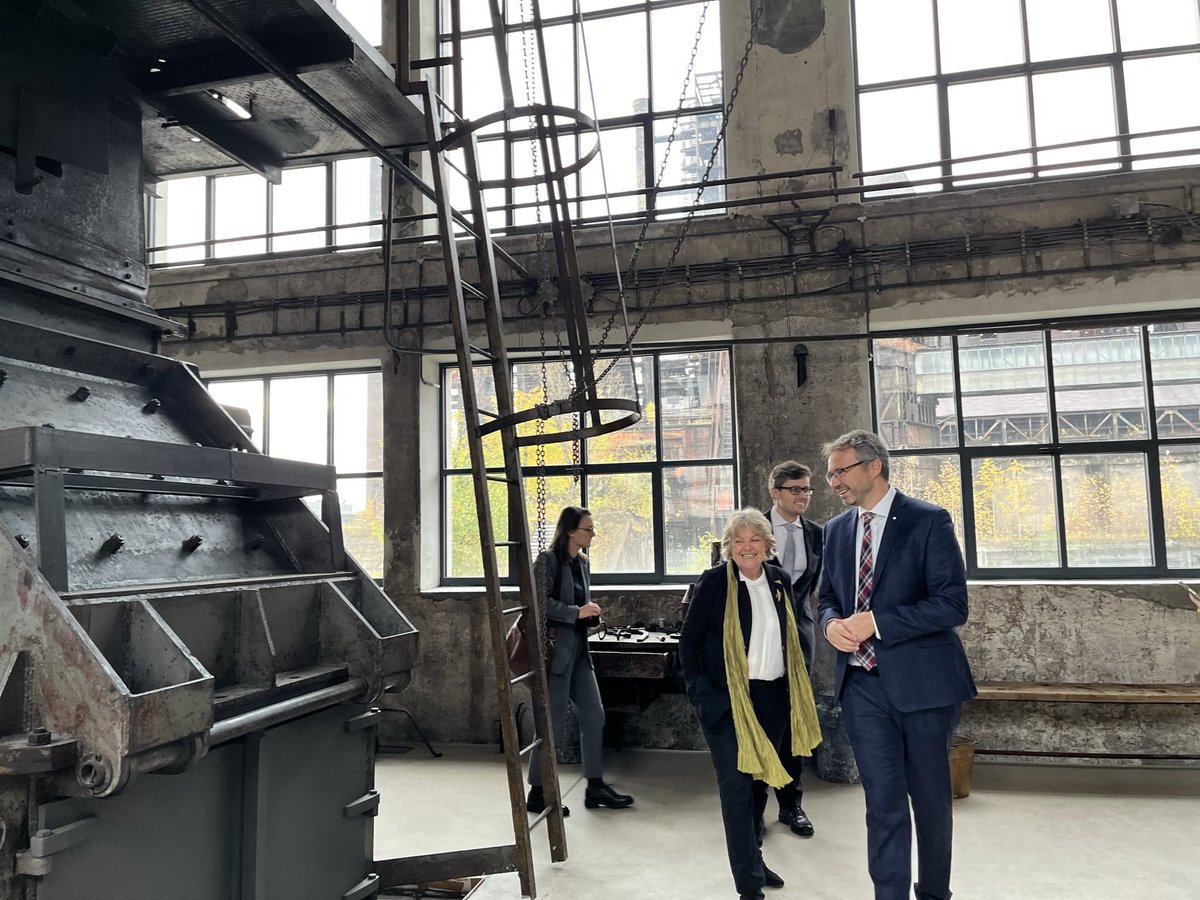 ElisaFerreiraEC's tweet photo. Exploring #Futureum museum in Ostrava's revitalized @DolniVitkovice - a former coal industrial giant complex turned into a vibrant cultural &amp; social hub with an international soul ➡️ supported w/ € 3.4 million from
#CohesionPolicy

#NewEuropeanBauhaus

👉 https://t.co/zAGhawdGNJ https://t.co/LHRZk4nFDq