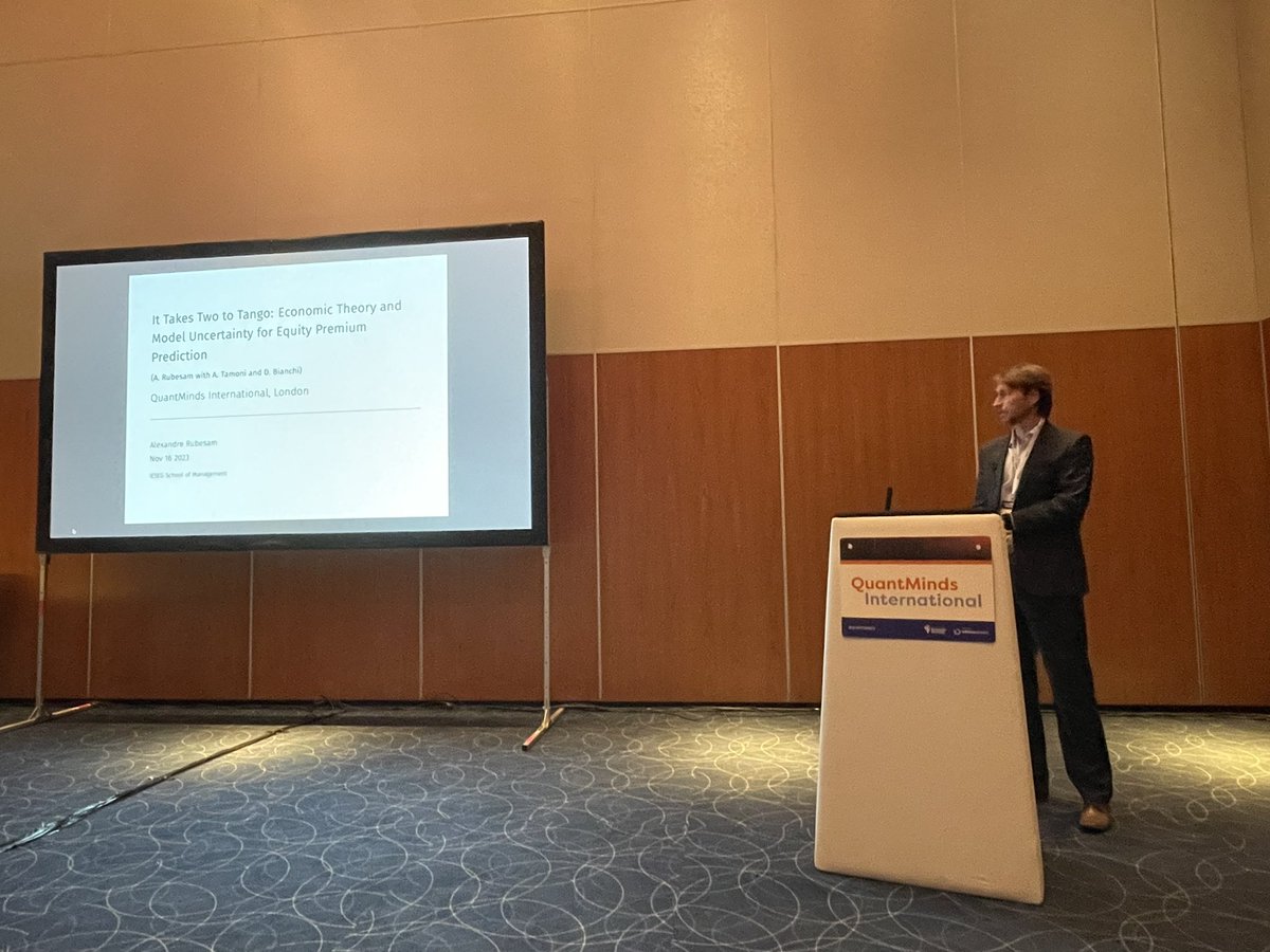 Today I presented our paper “It takes two to tango: economic theory and model uncertainty for equity premium prediction” (with @WhitesPhD  and @AndreaTamoni) at #QuantMinds International in London. Thanks to everyone who attended the session and to @QuantMinds for inviting me.