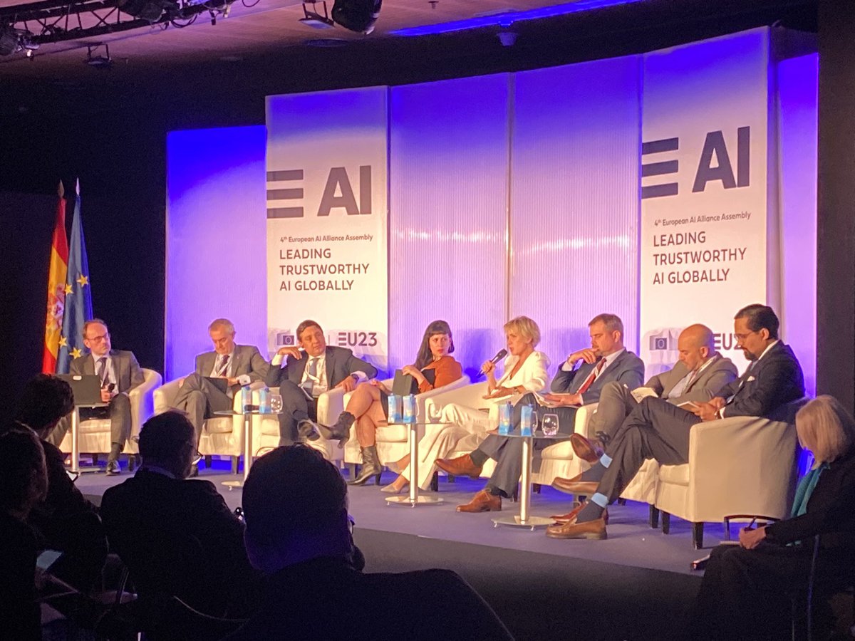 Casa de América (@casamerica) on Twitter photo <a href="/abhish18/">abhishek singh</a> 🇪🇺 Terminamos la jornada con el diálogo: Alianza digital UE-ALC: Hacia una convergencia regulatoria en la IA.
👥 Con <a href="/carmeartigas/">Carme Artigas</a>, <a href="/mathieumichel/">Mathieu MICHEL</a>, <a href="/MauricioLizcano/">Mauricio Lizcano</a>, <a href="/hpaguas/">Paguas</a>, <a href="/BartolomePujals/">Bartolomé Pujals</a>, <a href="/tadejrupel/">Tadej Rupel</a> y <a href="/micasmalcolm/">Micaela Sánchez Malcolm</a>.
#AIAlliance
📡 Streaming.👉bit.ly/4thAIAlliance <a href="/abhish18/">abhishek singh</a> 🇪🇺 Terminamos la jornada con el diálogo: Alianza digital UE-ALC: Hacia una convergencia regulatoria en la IA.
👥 Con <a href="/carmeartigas/">Carme Artigas</a>, <a href="/mathieumichel/">Mathieu MICHEL</a>, <a href="/MauricioLizcano/">Mauricio Lizcano</a>, <a href="/hpaguas/">Paguas</a>, <a href="/BartolomePujals/">Bartolomé Pujals</a>, <a href="/tadejrupel/">Tadej Rupel</a> y <a href="/micasmalcolm/">Micaela Sánchez Malcolm</a>.
#AIAlliance
📡 Streaming.👉bit.ly/4thAIAlliance