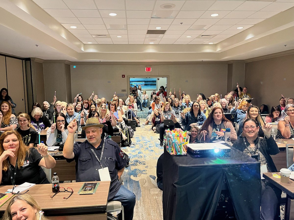 Elaine Kurtright tweet media