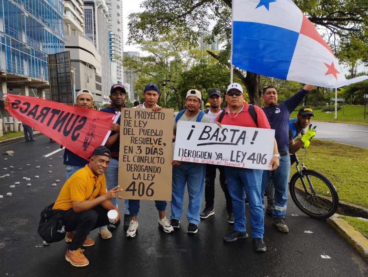 conusi21's tweet photo. 👷📢 ¡SUNTRACS, afiliada a CONUSI, dice presente hoy en el Paro Nacional!

Unidos en la lucha por un Panamá sin minería.

¡Tu participación es esencial en esta causa! 🇵🇦

¡Unidos, firmes y decididos !" 💪

#SUNTRACSEnAcción #ParoNacional #CONUSIUnida #CONUSIEnAcción https://t.co/Es6Ws6NWbY
