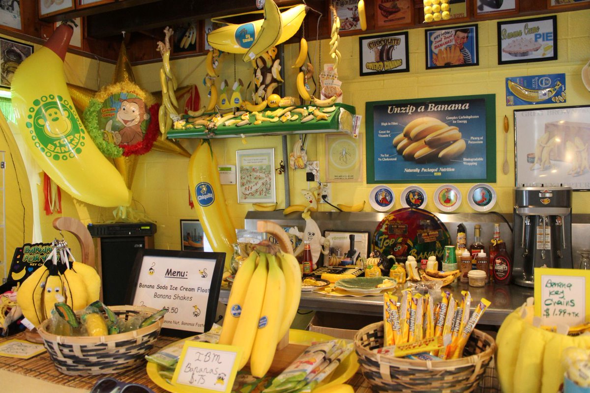 localBuddygo's tweet image. 🤣 Fun Fact Alert! Did you know Clinton, New Jersey, has a museum entirely dedicated to bananas? 🍌🏛️ Discover this fruity fascination with Local Buddy - the app that finds the peelfect adventures! 🗺️ #BananaBonanza #ClintonComedy #LocalBuddyApp 🍌🤓😄