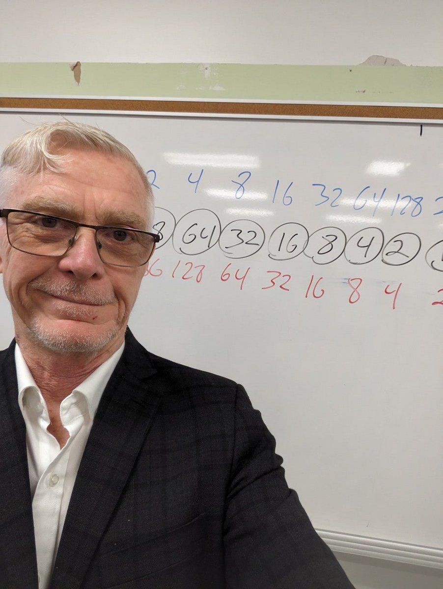 GamerDadTV's tweet image. Let&apos;s do some #subnetting #college #professor @durhamcollege