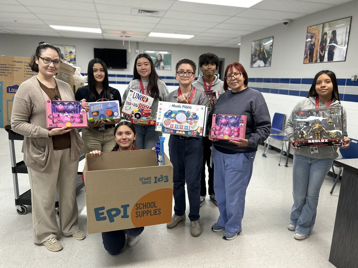 A HUGE thank you to our ARC community for your toy donations to the El Paso Child Crisis Center 🤍💙❤️🩵@ARCESYISD