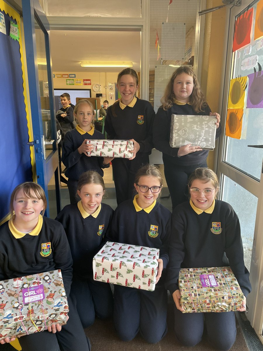 ms_dunne's tweet photo. Our wonderful students who participated in the @TeamHopeIreland shoebox appeal last week ❤️ 
@ConlethSt https://t.co/XzQG9UkXZn