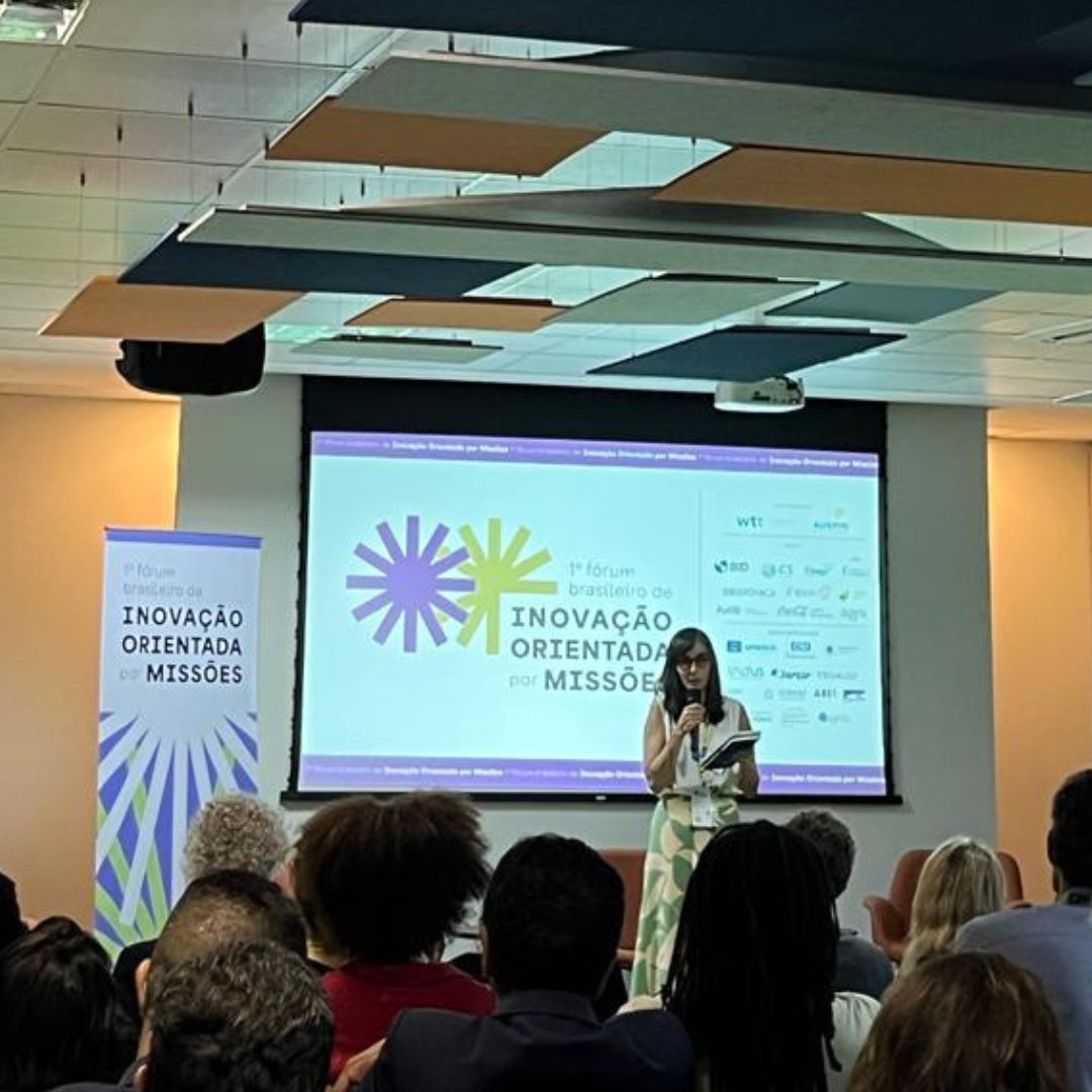 inovahcfmusp's tweet photo. No 1º Fórum Brasileiro de #InovaçãoOrientadaporMissões, Luciana Mattar, Head de #Inovação do #InovaHC, e Natasha Zanaroli, Assessora Jurídica do InovaHC, co-lideraram a mesa de #saúde. Inovação e saúde se uniram neste evento incrível! https://t.co/oVay0LWPQd