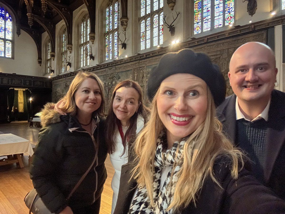 Historians’ selfie at Hampton Court @NicolaTallis @OntheTudorTrail @DrOwenEmmerson #hamptoncourt #tudorhistory #historians