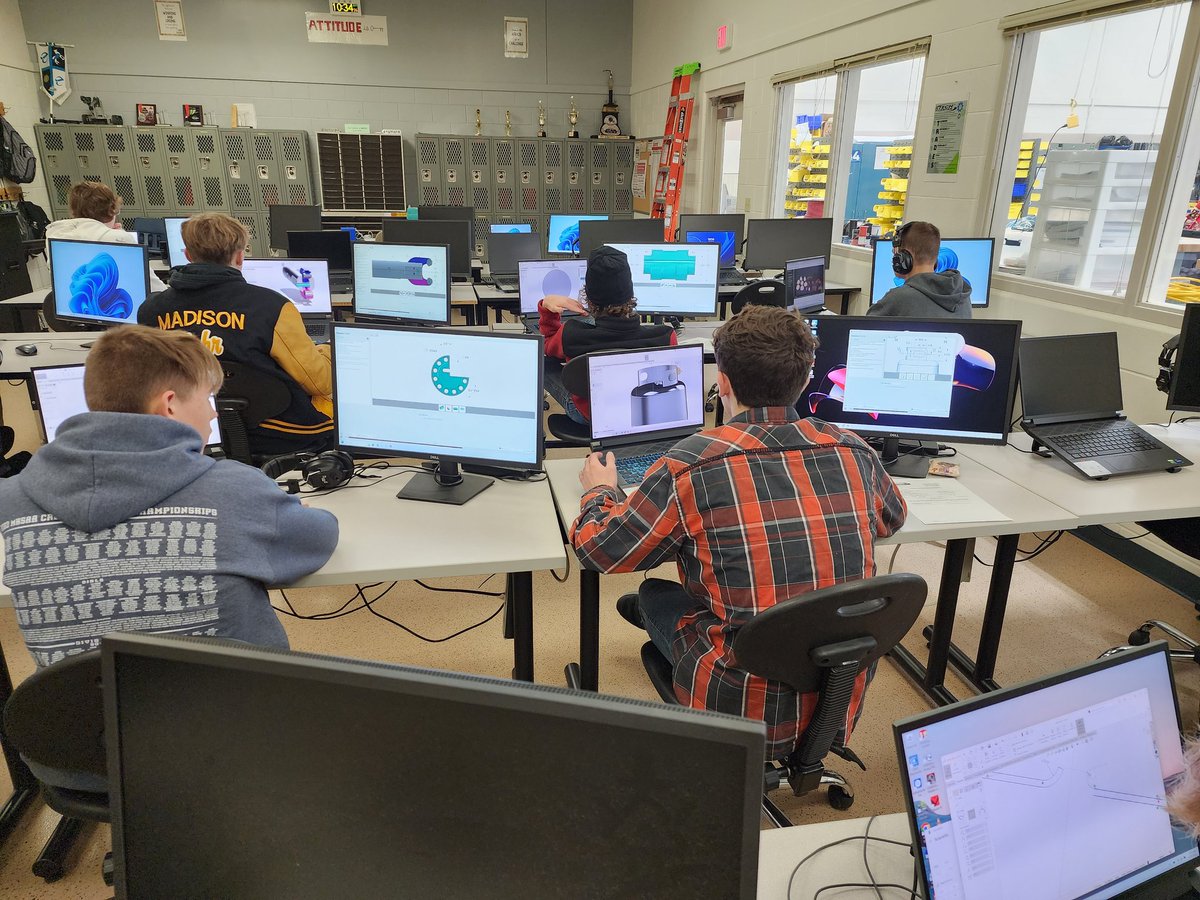 Certifications going on in the ERM classroom.  SolidWorks CSWA and OHSA 10 in progress. #buildingtomorrowsworkforce #classofawesome <a href="/LISDTECHCenter/">LISD TECH Center</a>