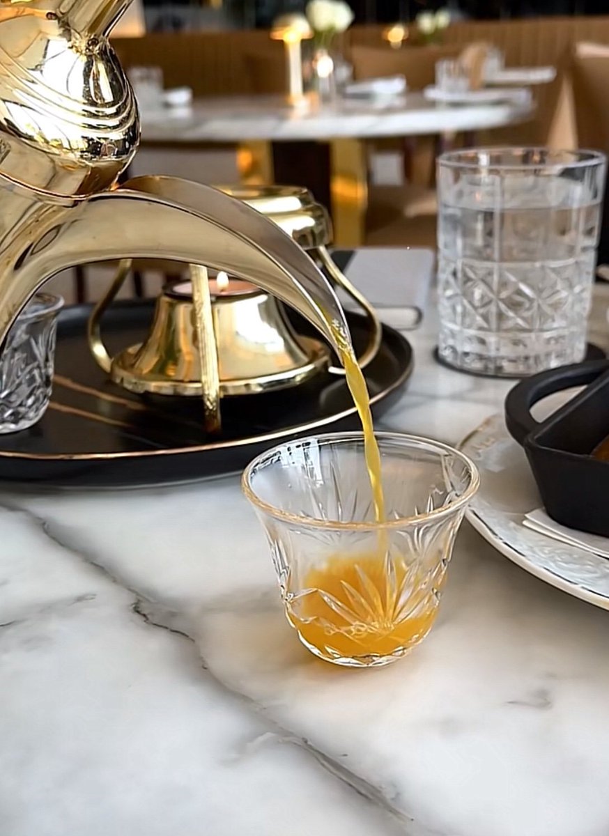 " بعض العرب روحه مثل دلة الكيف 
فنجالها يشفي القلوب العليله "

#الاجواء_الحلوه