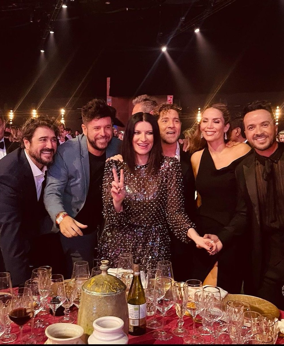 Amigos 🩷✨ #PersonOfTheYear2023 
#LatinGRAMMY