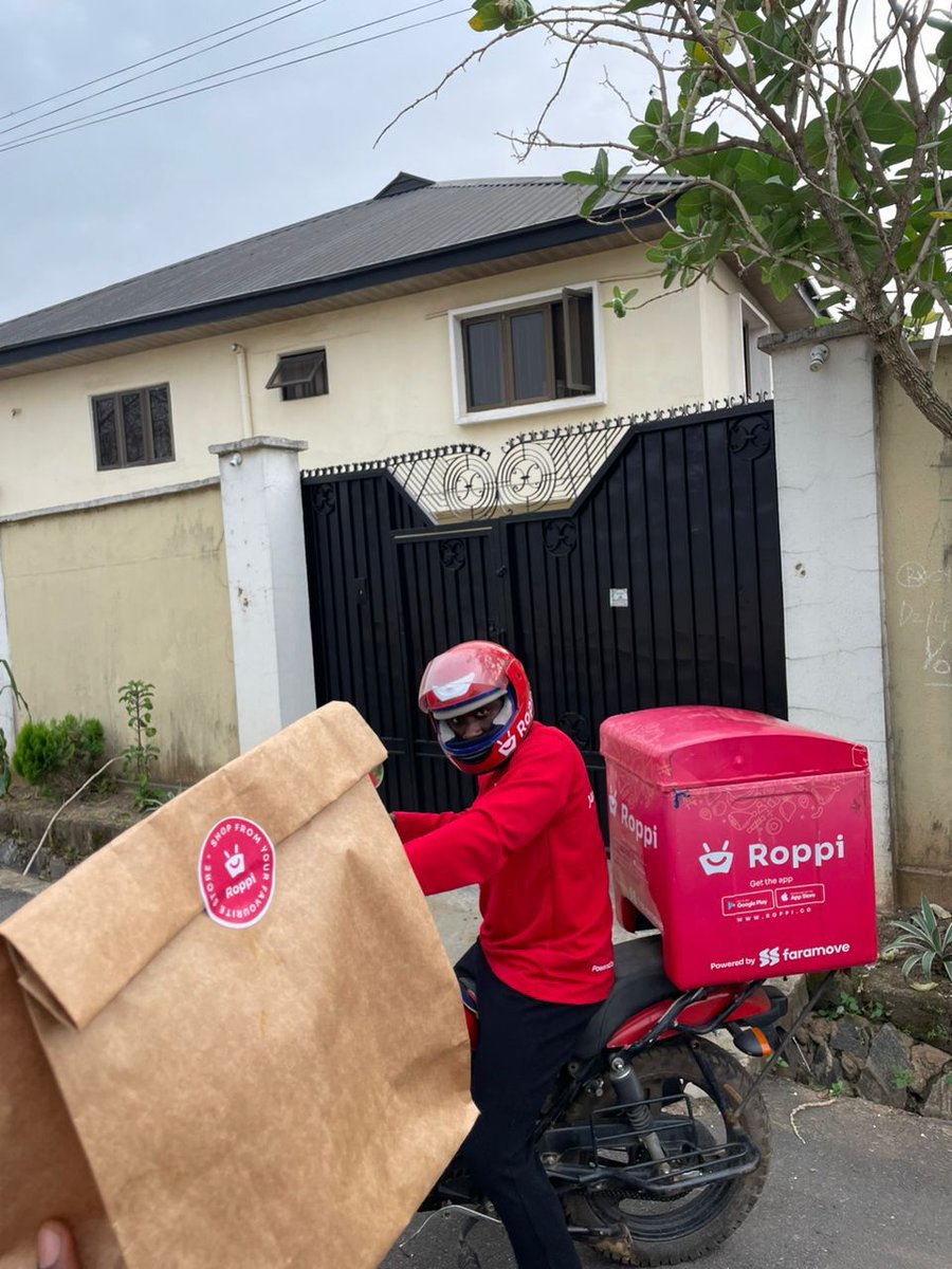 Discovering the joy of quick and free deliveries with @Roppi_ng. If you're in Ibadan trust me you'll get good value for your money when you place your order 😉