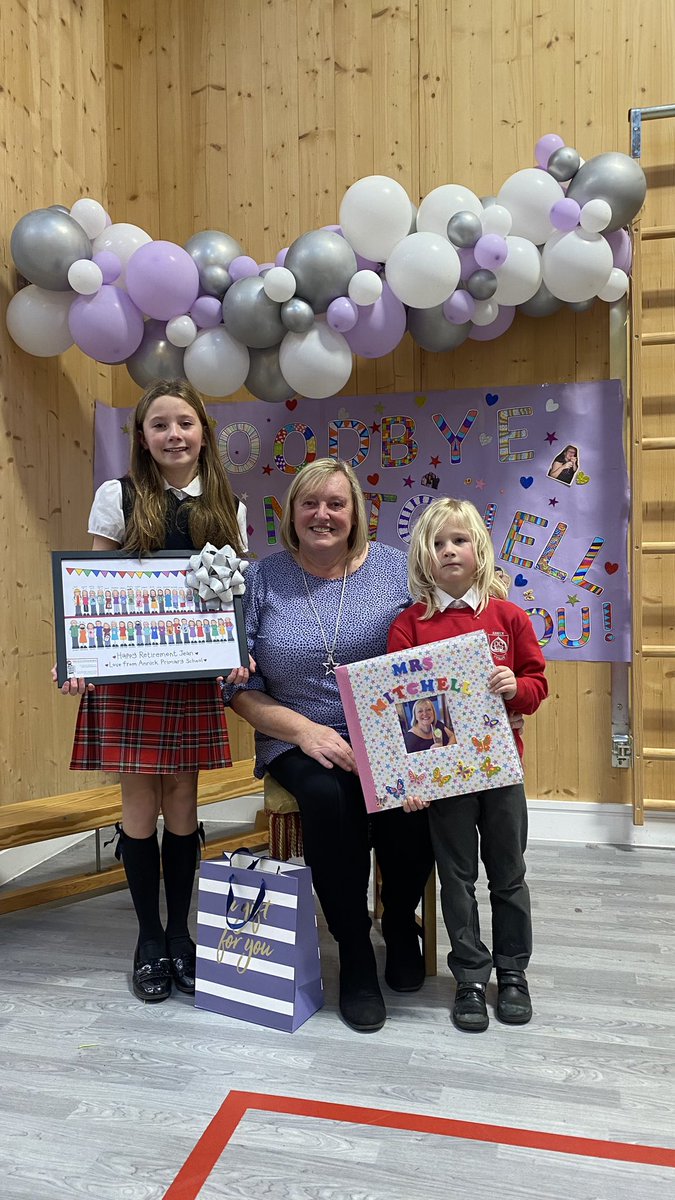 Annick PS & EYC tweet media