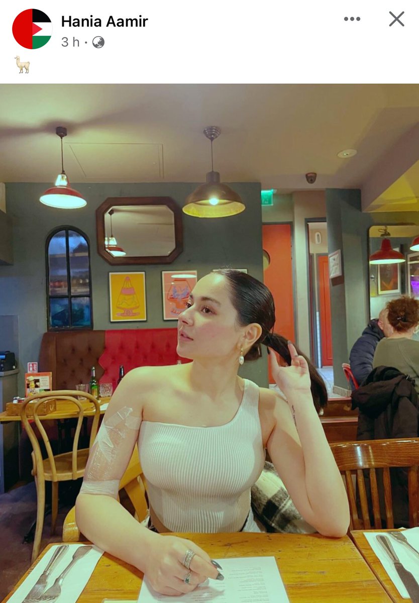 PakEnt123's tweet photo. PC | Babar Azam 🦙 https://t.co/rkRU8fx48J