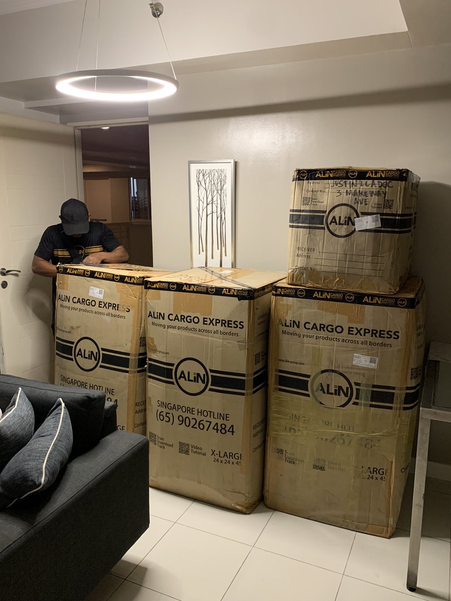 JustinLladoc's tweet image. 10 years of SG in boxes 📦 

#theBigMove