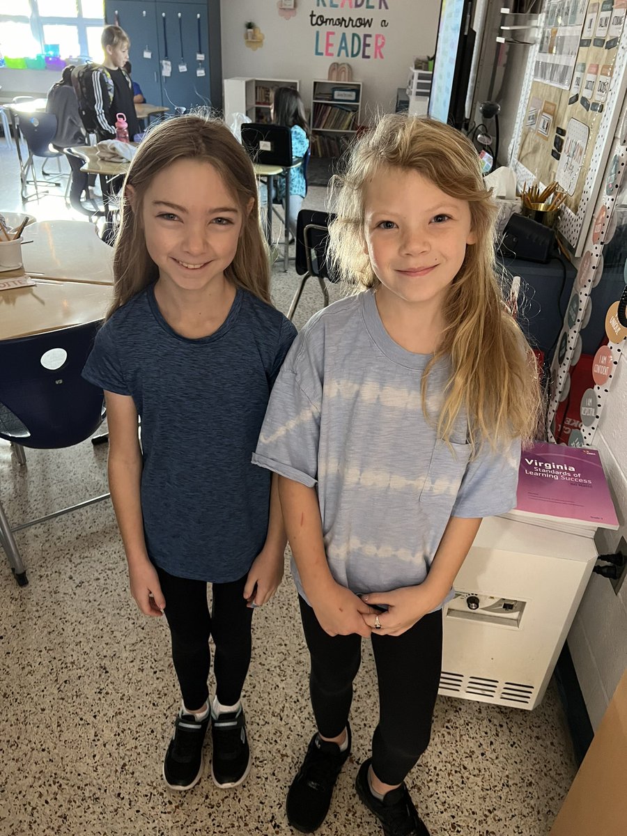 bestie day👯‍♀️💙 <a href="/PES_Mustangs/">Pembroke Elementary</a> <a href="/BethBianchi/">Beth Bianchi</a> <a href="/amwetmore/">Amie Wetmore</a> <a href="/Mrs_StephLopez/">Stephanie Lopez</a>