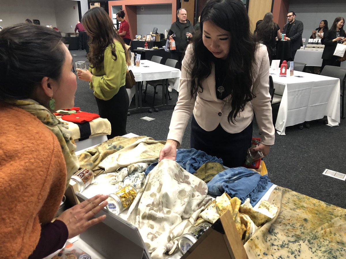 Jennifer Chen (@jenfortrichmond) on Twitter photo Thank you to the folks at <a href="/FuturpreneurMB/">Futurpreneur MB</a> for inviting me to attend your holiday shopping tour in Winnipeg. Futurpreneur is helping folks thrive by providing courses and loans to aspiring small business owners. Thank you to the folks at <a href="/FuturpreneurMB/">Futurpreneur MB</a> for inviting me to attend your holiday shopping tour in Winnipeg. Futurpreneur is helping folks thrive by providing courses and loans to aspiring small business owners.