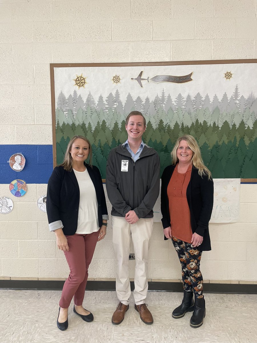 So happy to welcome Ean Hurst from Faith Promise North to our school to serve as Principal for a Day. <a href="/KnoxSchools/">Knox County Schools</a> <a href="/adpark3737/">ADAM PARKER</a> <a href="/CWhite_KCS/">Cindy White</a> <a href="/JessStafford32/">Jessica Doran</a> <a href="/CMansell5/">Courtney</a>