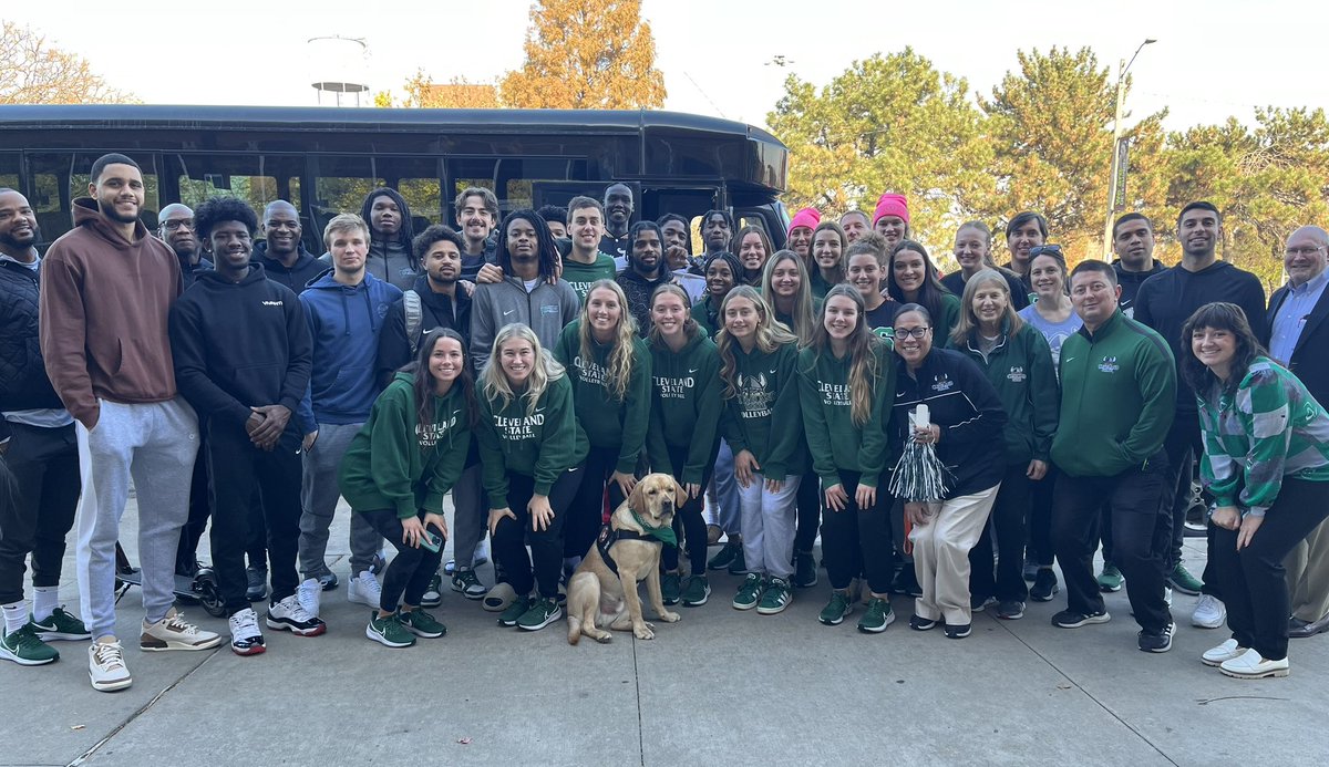 CSU_Vball's tweet photo. It’s always a Great Day To Be A Vike, but even more so when you are #HLVB Tournament Bound!

Thanks for the sendoff @csu_basketball &amp; Staff!

#GoVikes 💚 https://t.co/LfgOThAdPU