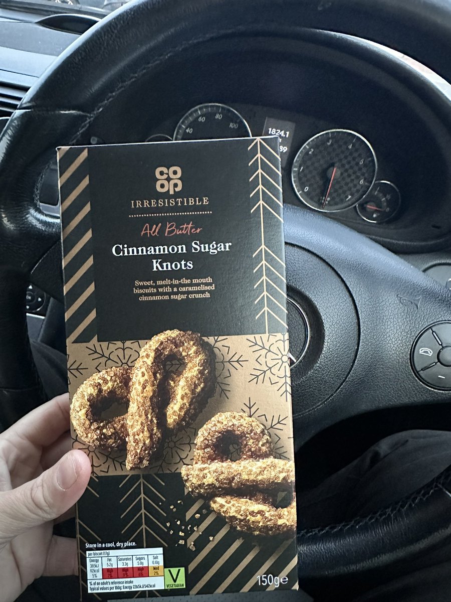 Lauren Powell tweet media